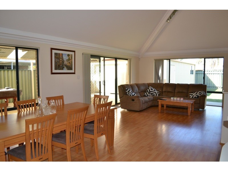 19 Corfu Pass, Port Kennedy WA 6172