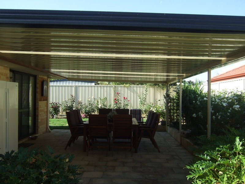 21 Strawberry Way, Forrestfield WA 6058