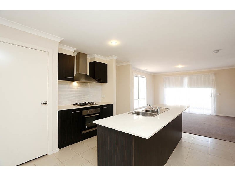 56 Hatchlands Drive, Deer Park VIC 3023