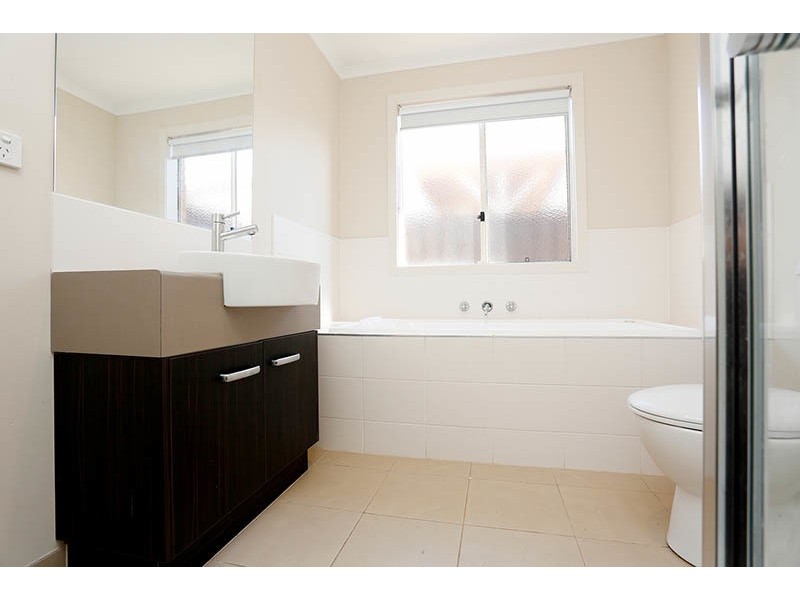 56 Hatchlands Drive, Deer Park VIC 3023