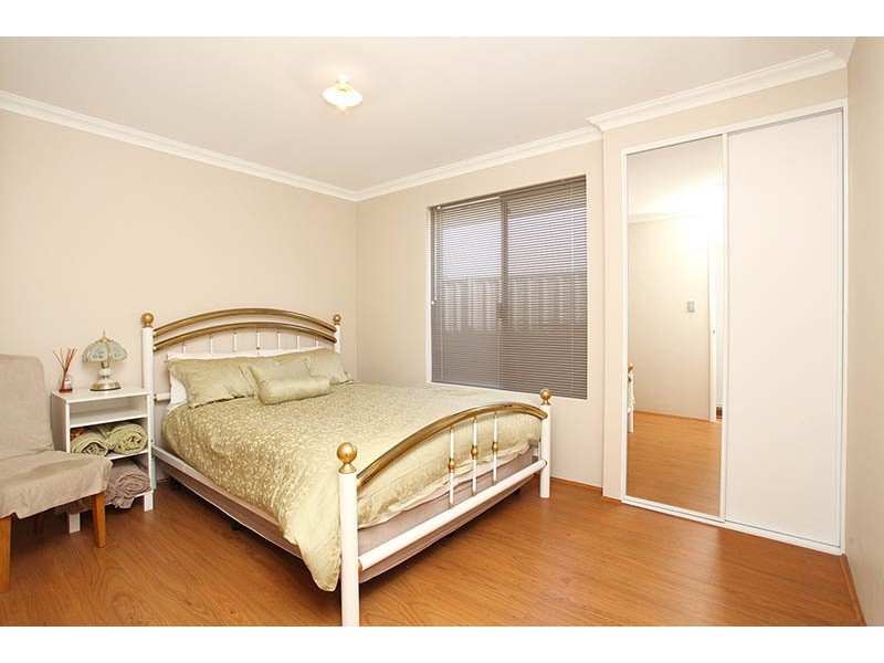 10 Chipping Crescent, Wellard WA 6170