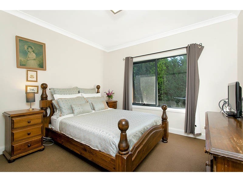 20 May Street, Robertson NSW 2577