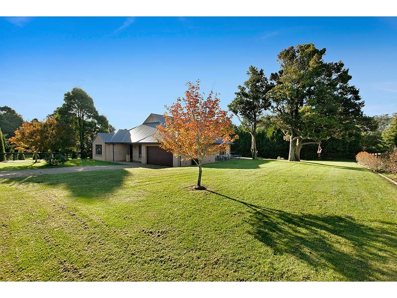 20 May Street, Robertson NSW 2577