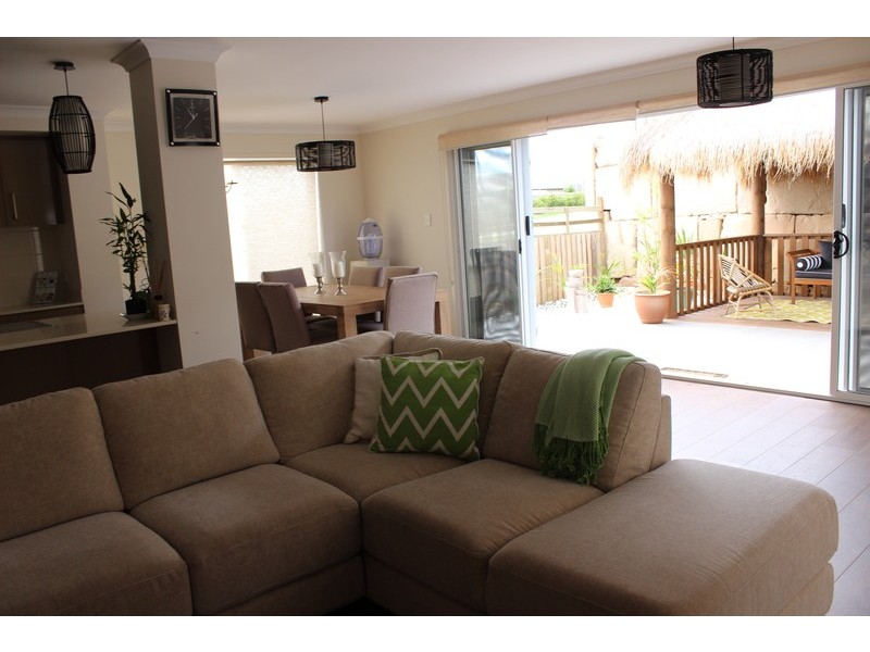 7 Burdekin Circuit, Warner QLD 4500