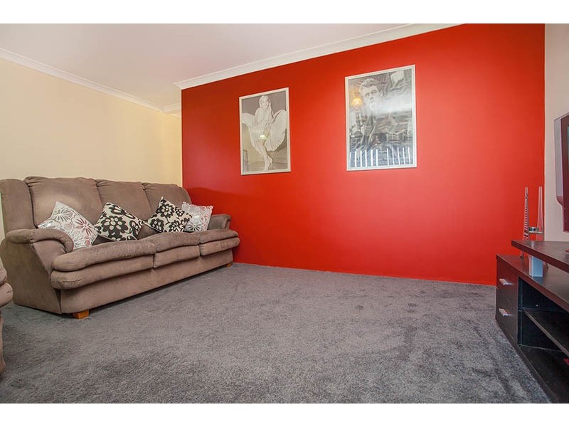 16 Newbridge Green, Butler WA 6036