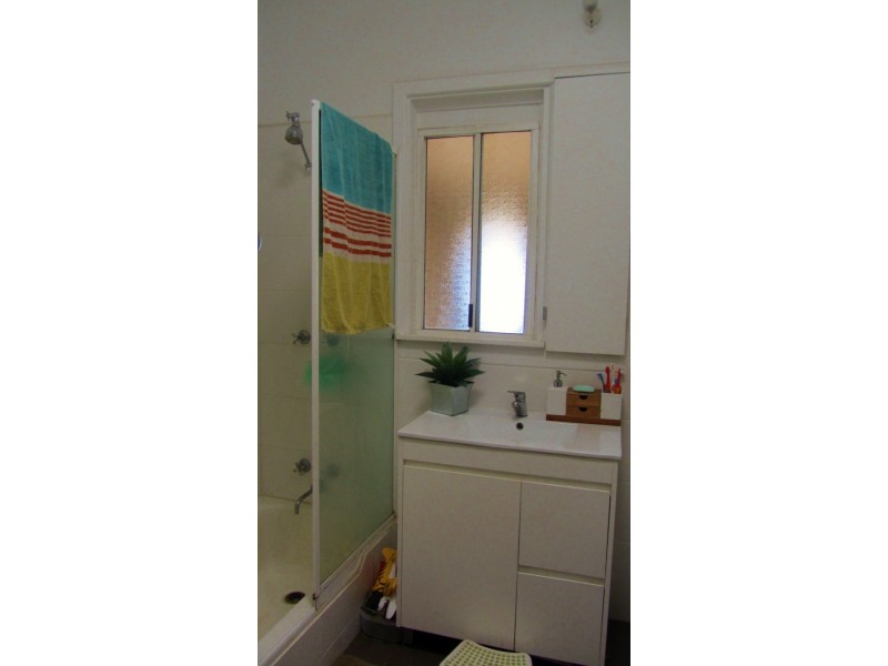 5 Coolga Road, Koongamia WA 6056