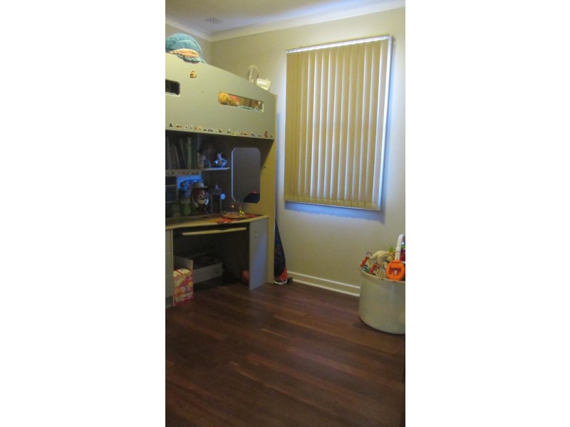 5 Coolga Road, Koongamia WA 6056