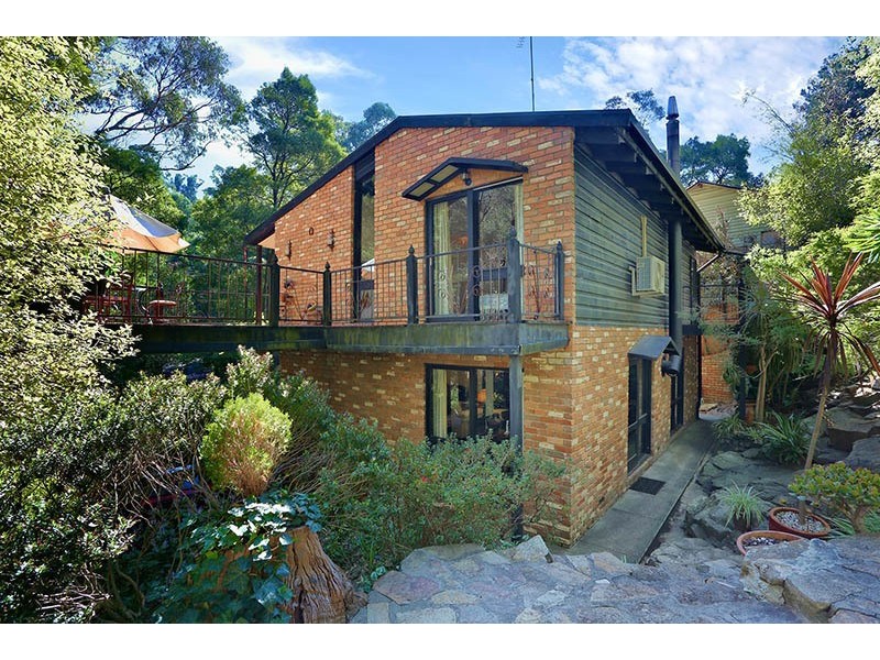 7 Hazel Vale Road, Tecoma VIC 3160