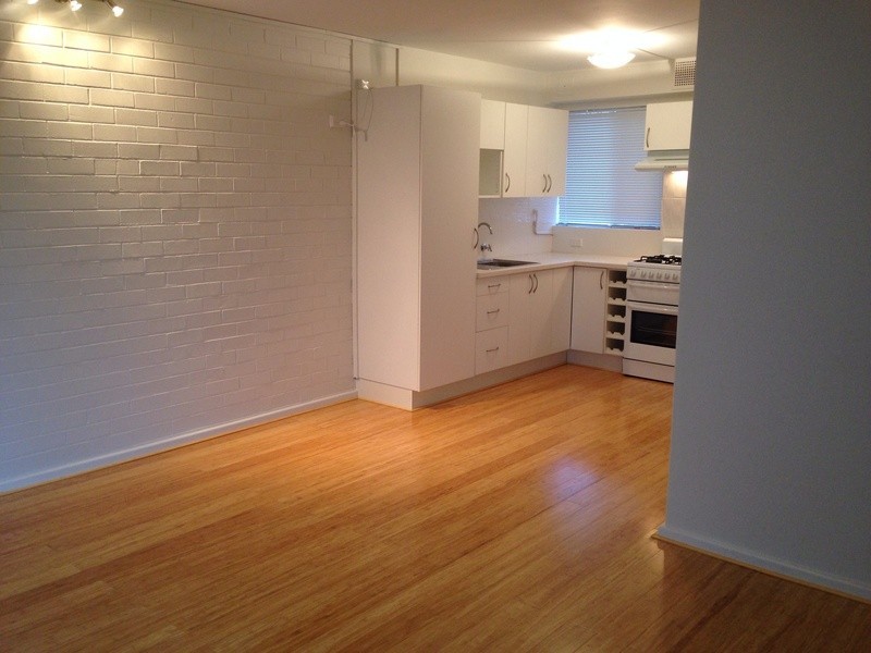 5/5 Welshpool road, St James WA 6102