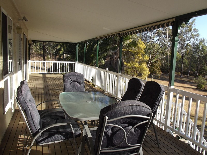 82 Home Street, Nanango QLD 4615