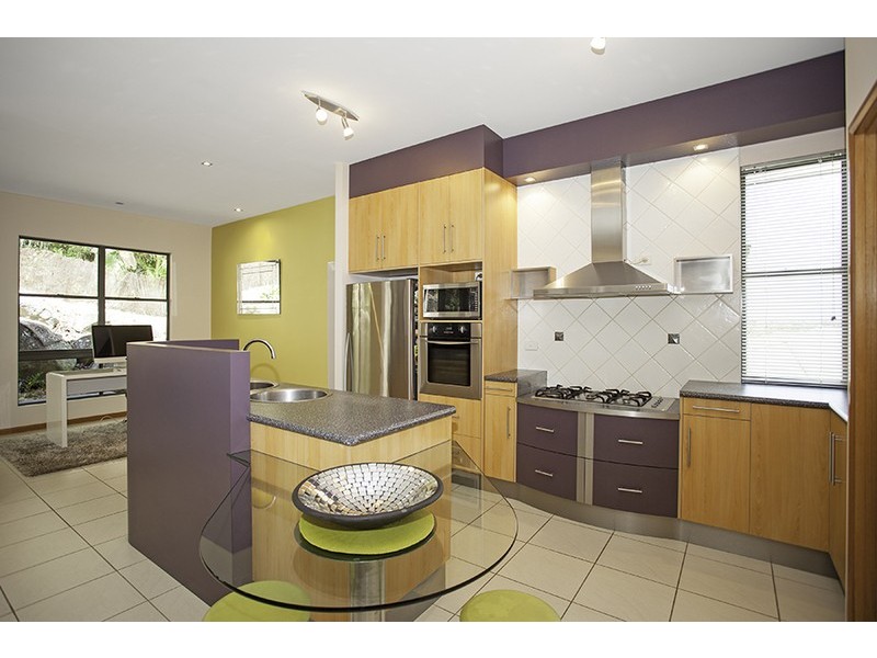 10 Clearvista Crescent, Mount Pleasant QLD 4740