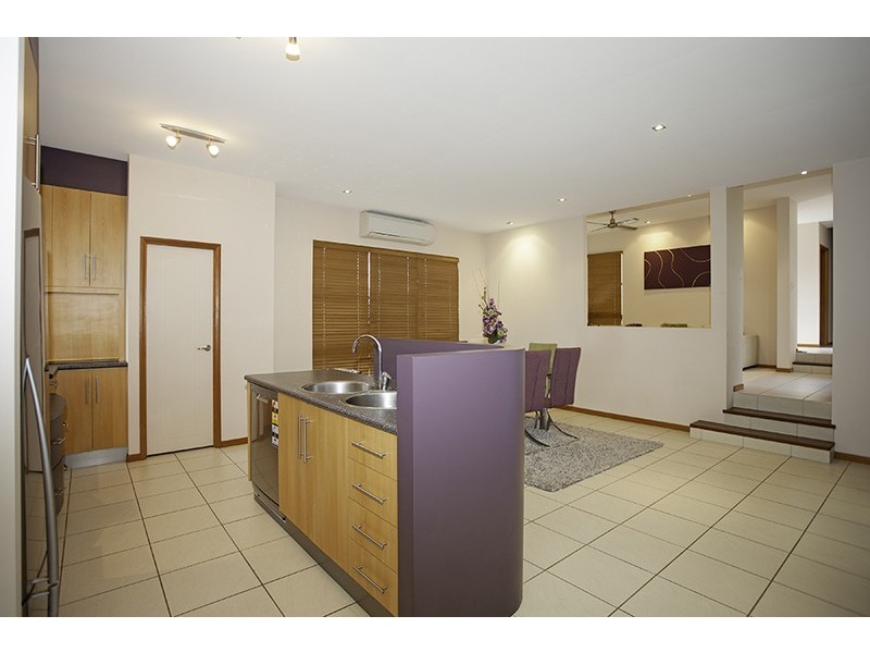 10 Clearvista Crescent, Mount Pleasant QLD 4740