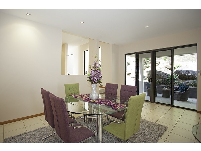 10 Clearvista Crescent, Mount Pleasant QLD 4740