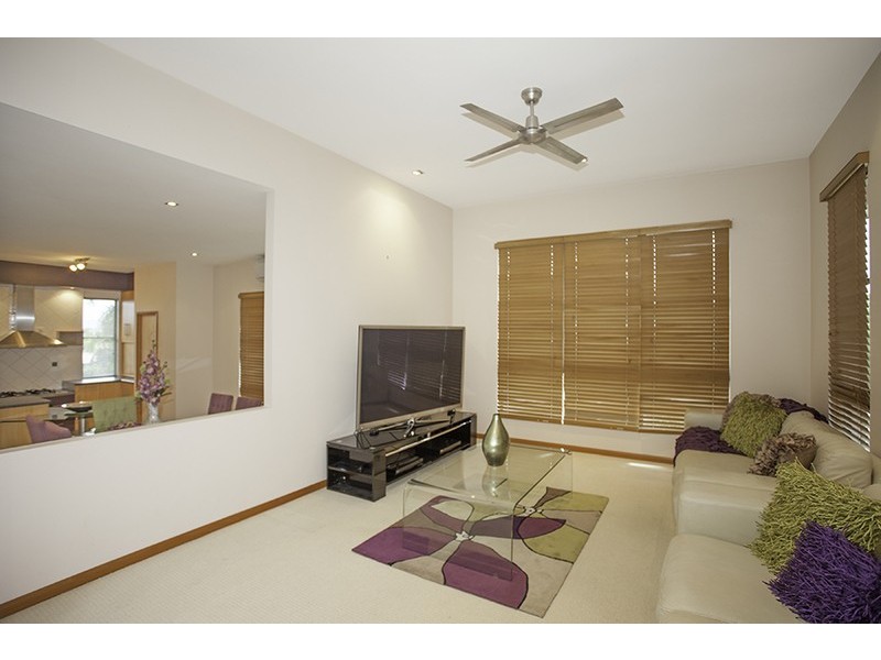 10 Clearvista Crescent, Mount Pleasant QLD 4740