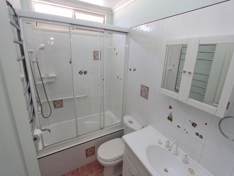 44 Second Avenue Broadlands Estate, Green Point NSW 2251