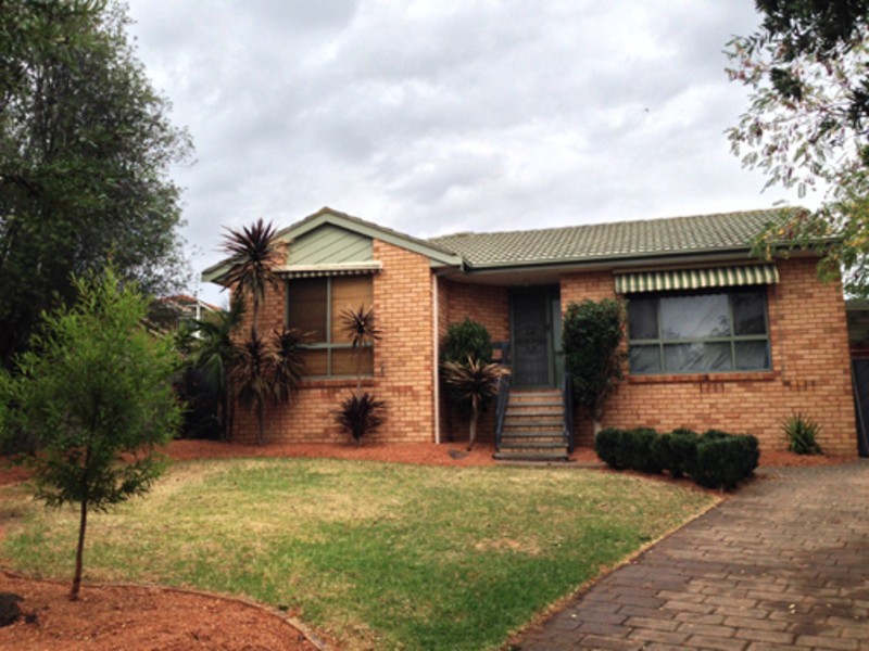 5 Houlden Court, Narre Warren VIC 3805