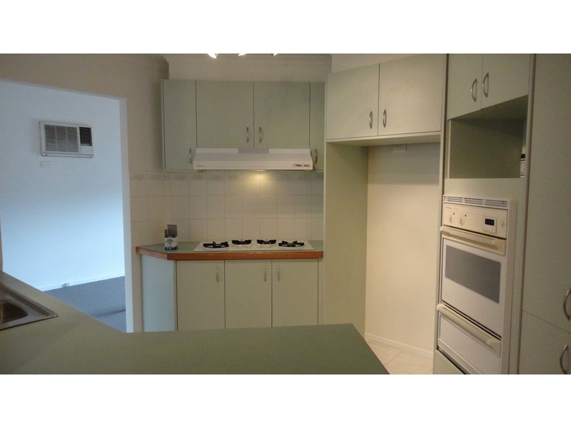 5 Houlden Court, Narre Warren VIC 3805