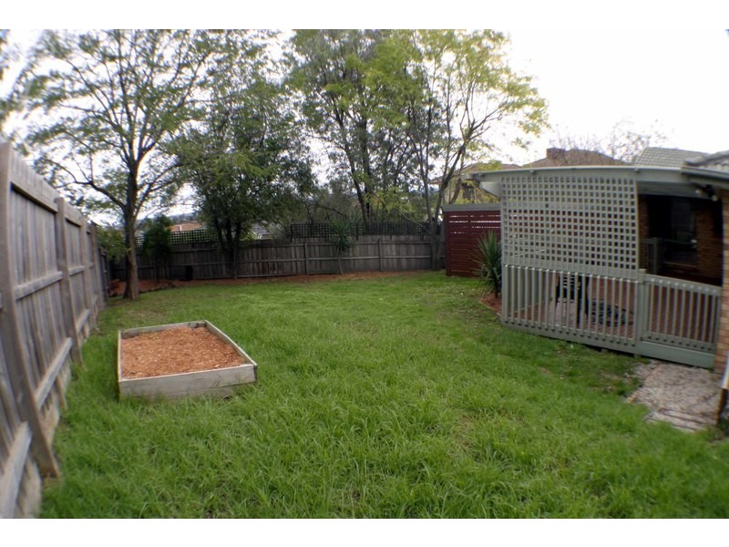 5 Houlden Court, Narre Warren VIC 3805