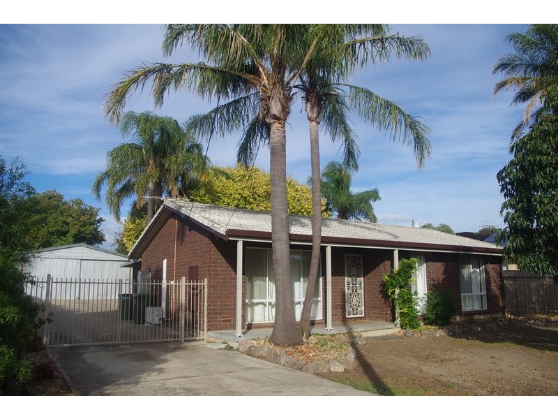 4 Freeman Avenue, Morphett Vale SA 5162