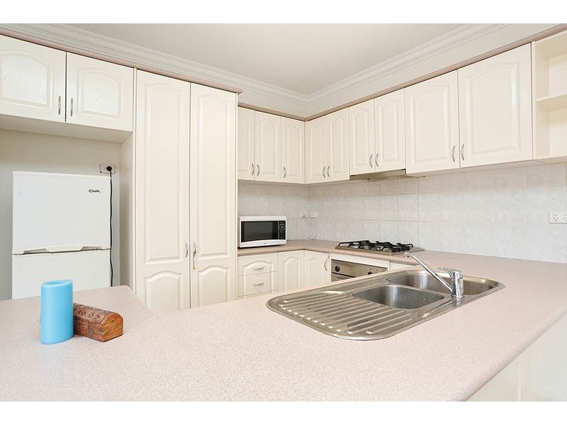 2/22 Alice St, Clayton VIC 3168