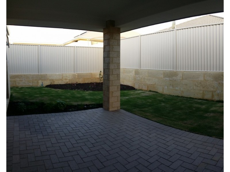 37 HILLSBOROUGH AVENUE, Baldivis WA 6171