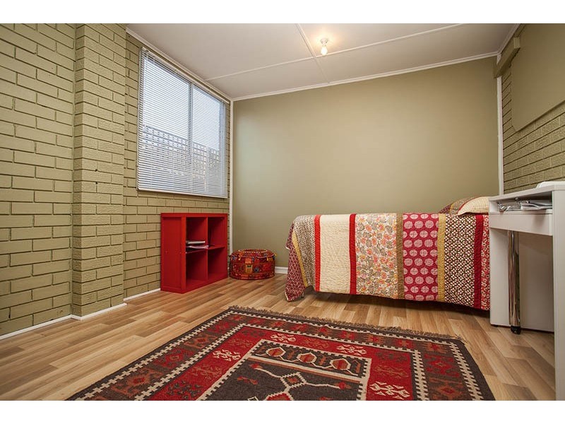 99 Purley Crescent, Lynwood WA 6147