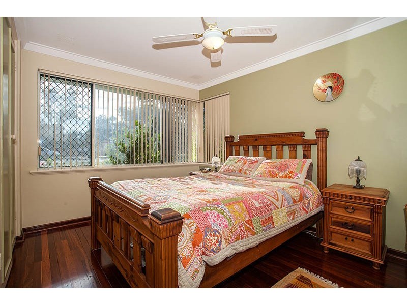 99 Purley Crescent, Lynwood WA 6147