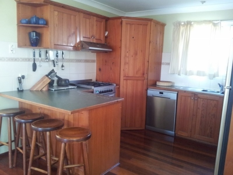 9 Graham ave., St Georges Basin NSW 2540