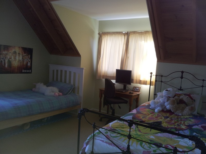 9 Graham ave., St Georges Basin NSW 2540