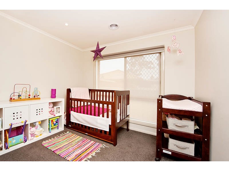 2 Windsor Court, Kangaroo Flat VIC 3555