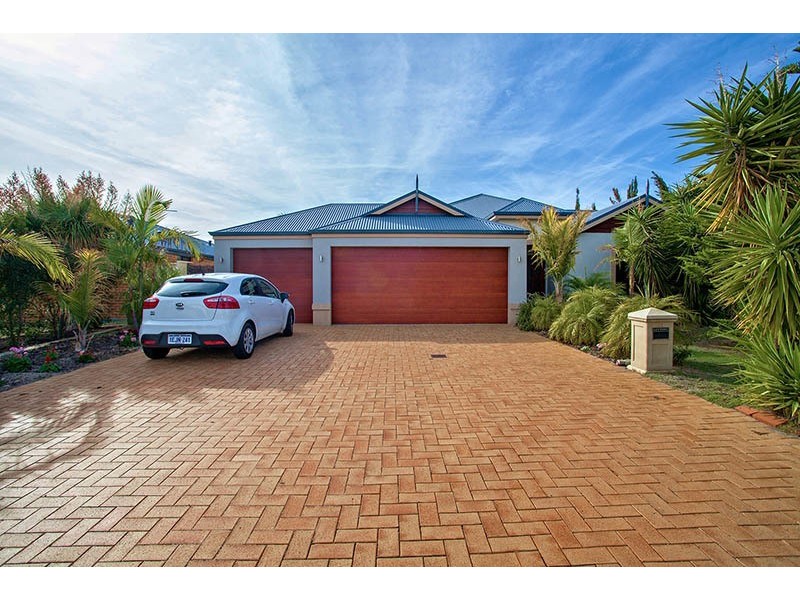 38 Jindare Street, Carramar WA 6031