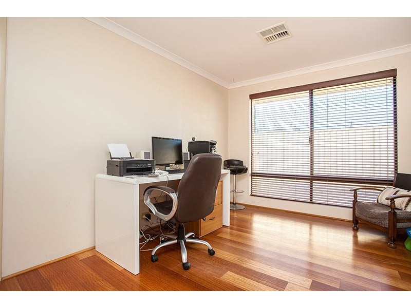 38 Jindare Street, Carramar WA 6031