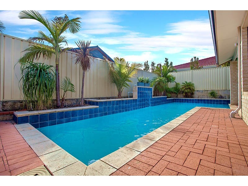 38 Jindare Street, Carramar WA 6031