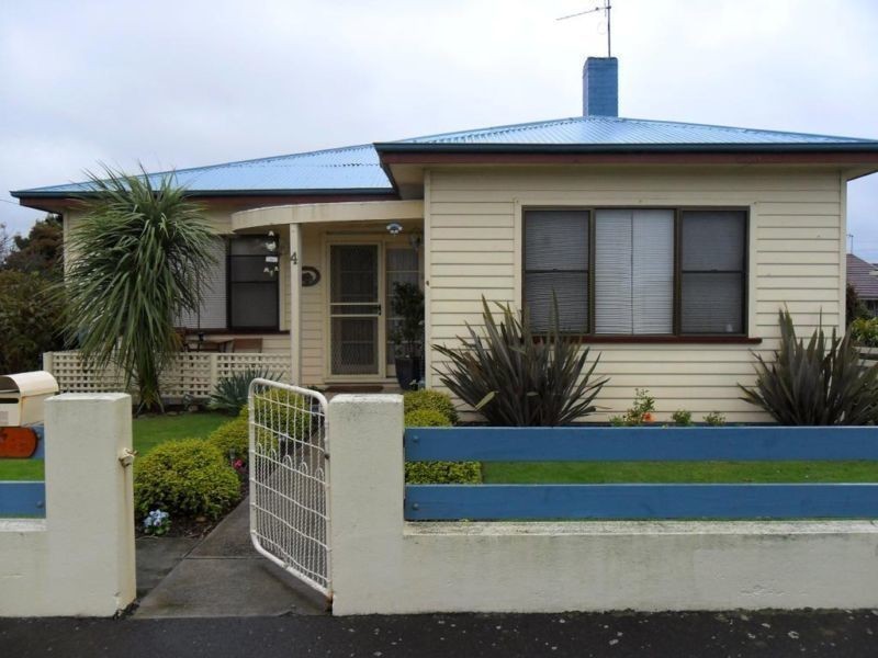 4 Leven Street, Ulverstone TAS 7315