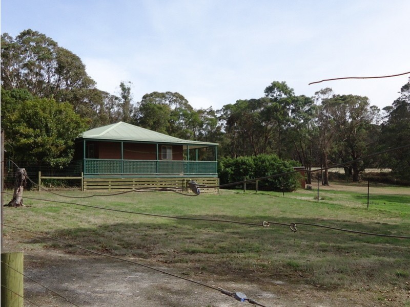 35 Cochrane Drive, Snake Valley VIC 3351