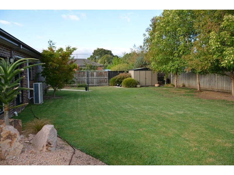 35 Hardy Drive, Trafalgar VIC 3824
