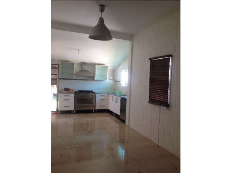 Walkervale QLD 4670