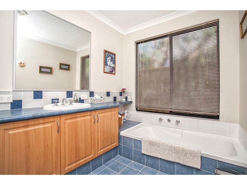 3/21 Narrung Way, Nollamara WA 6061