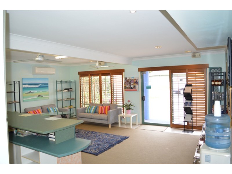 174 Ashmore Road, Benowa QLD 4217