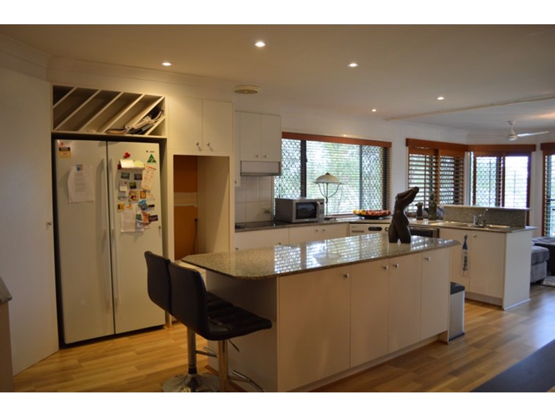 174 Ashmore Road, Benowa QLD 4217