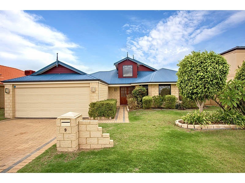 9 Diosma Way, Canning Vale WA 6155