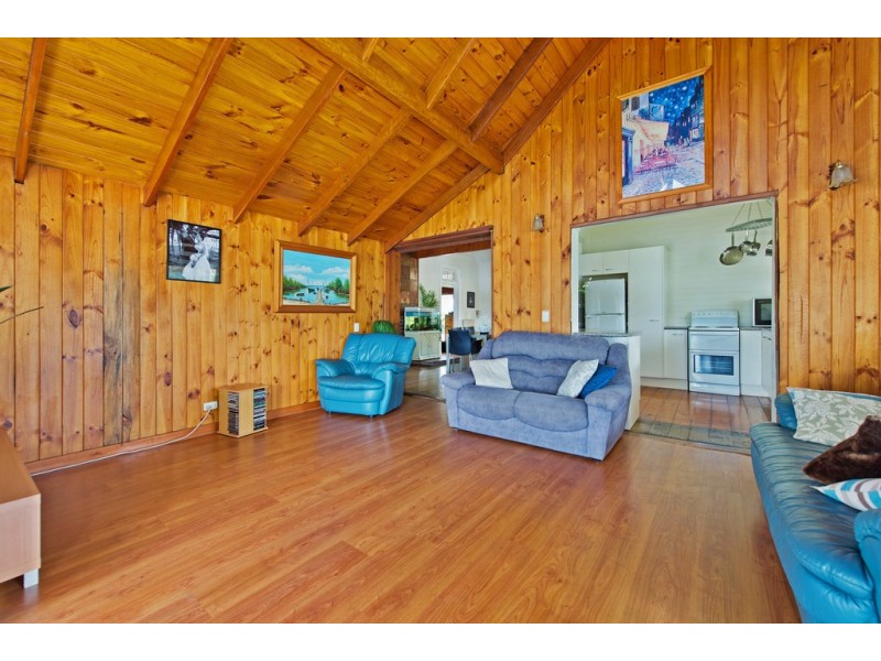 4 Gawler Place, Upper Coomera QLD 4209