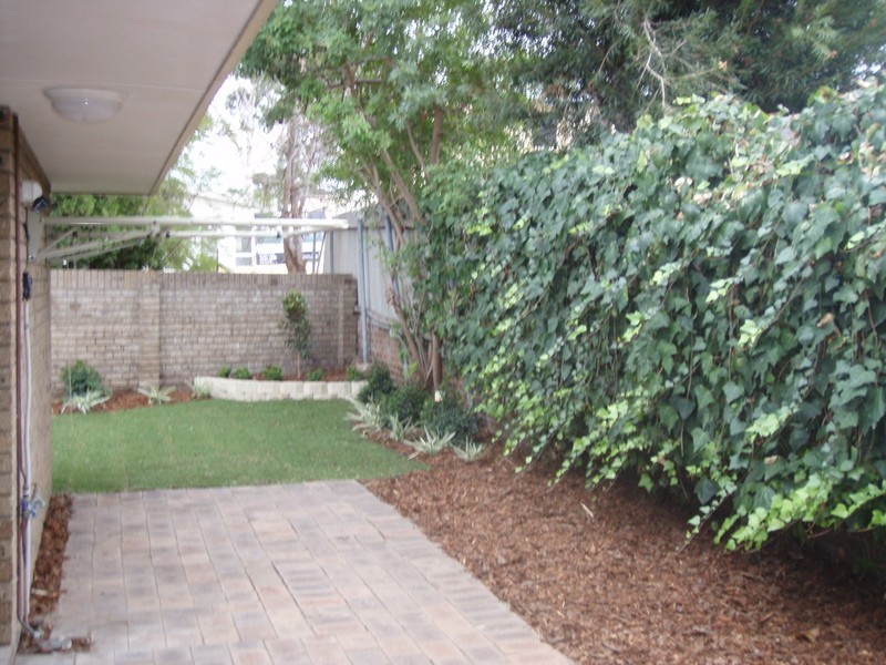 1/194-196 Fern Road, Wilson WA 6107