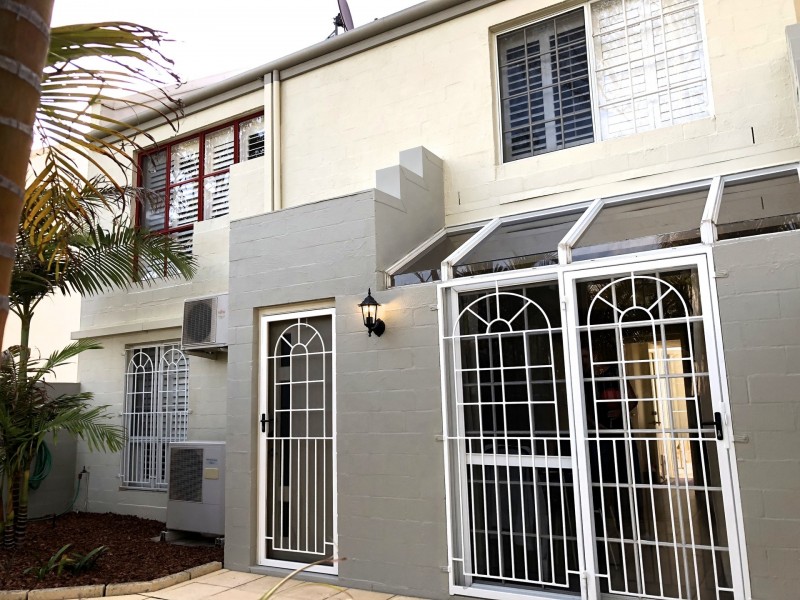 6 McAtee Court, Fremantle WA 6160