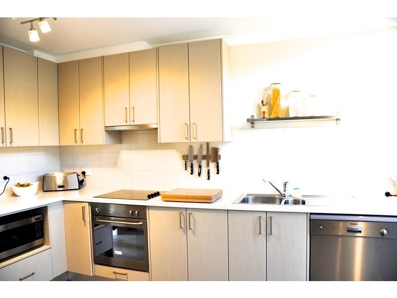 6 McAtee Court, Fremantle WA 6160