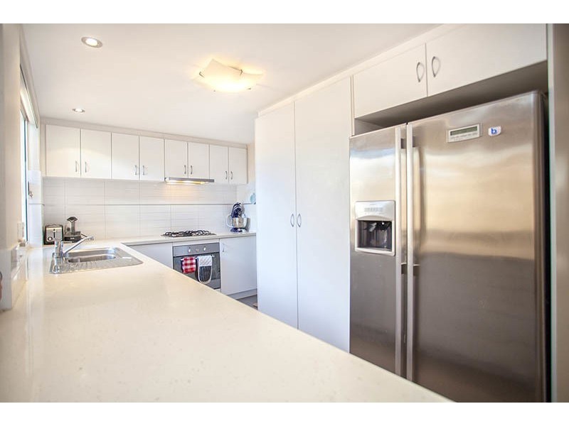 3B May Court, Nollamara WA 6061