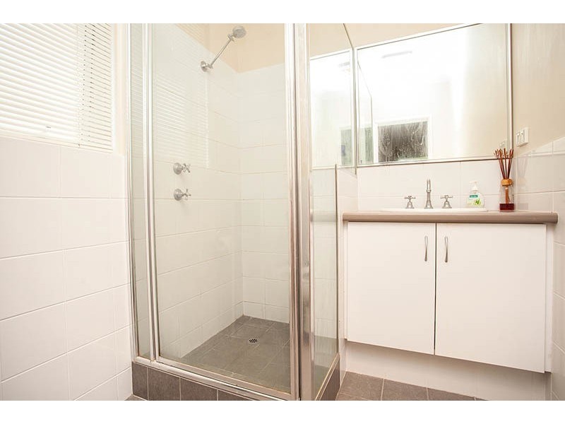 3B May Court, Nollamara WA 6061