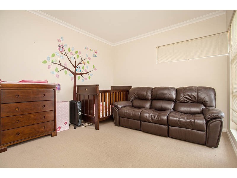 3B May Court, Nollamara WA 6061