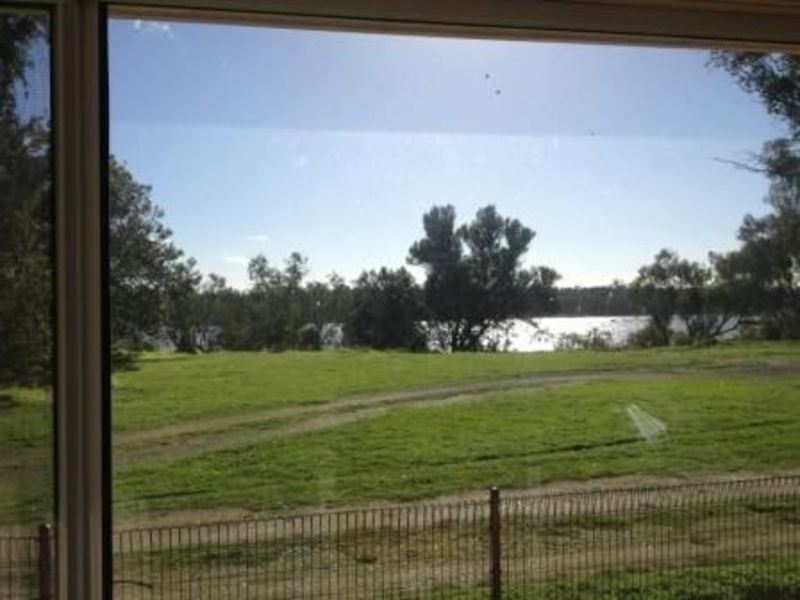 22 Lake Road, Norong VIC 3682