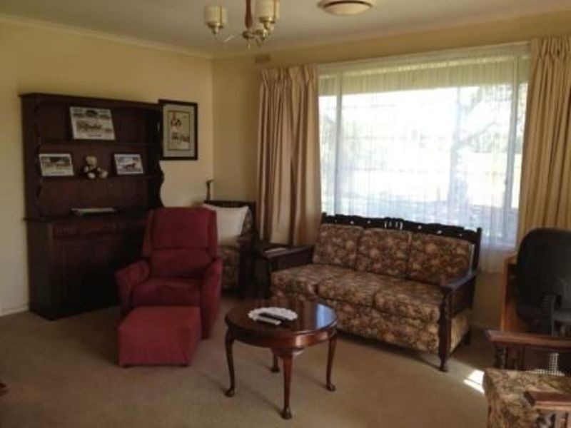 22 Lake Road, Norong VIC 3682